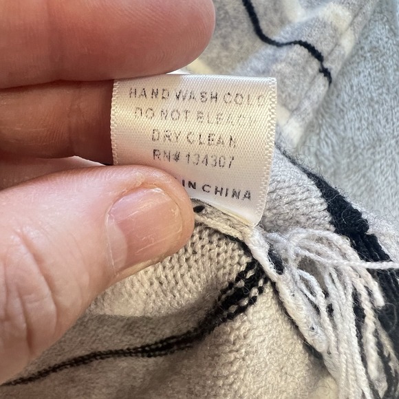 Lumiere Women's Multicolor Striped Sweater Sz L Crew Neck Fringe Waist - Picture 5 of 10